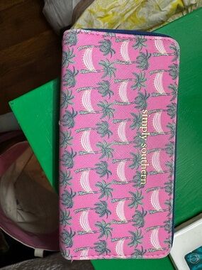 Simply Southern Pink Palm-Print Zip Wallet